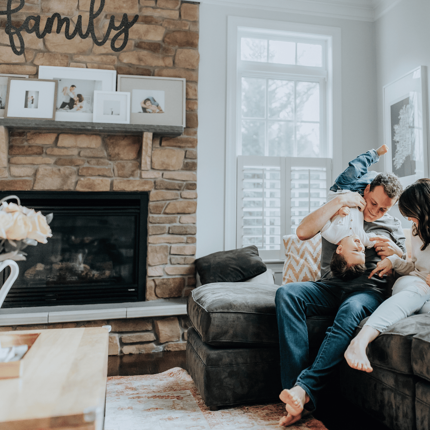 "Family" Script, Metal Word Sign, Rustic Metal Sign, Farmhouse Decor, Housewarming Gift, Metal Wall Art, Family Word Art