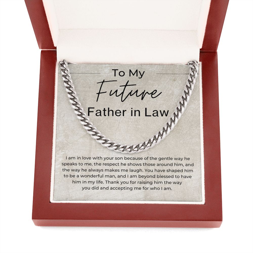 I Am In Love With Your Son - Gift for Future Father In Law, From Future Daughter In Law - Linked Chain Necklace