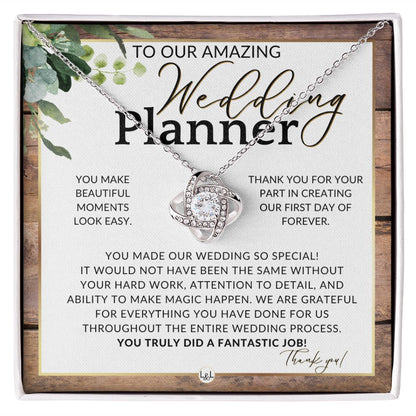 Wedding Event Planner Gift - Thank You From The Couple - Gratitude Gift, Token of Appreciation , Rustic and Wood Wedding Theme - Liliana and Liam