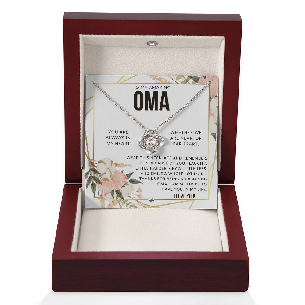 Oma Gift - Beautiful Women's Pendant - From Granddaughter, Grandson, Grandkids - Great For Mother's Day, Christmas, or Birthday