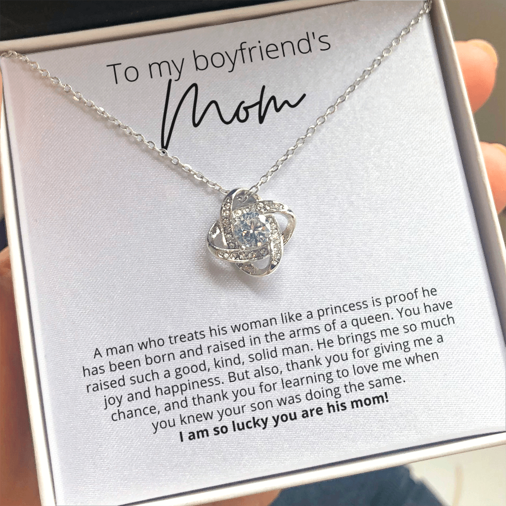 To My Boyfriend's Mom, Thank You for Giving Me a Chance - Knot Pendant Necklace - For Your Boyfriends Mom