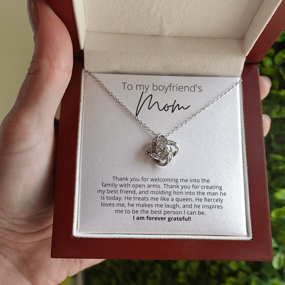 To My Boyfriend's Mom, Thank You for Raising the Man of My Dreams - Knot Pendant Necklace - For Your Boyfriends Mom