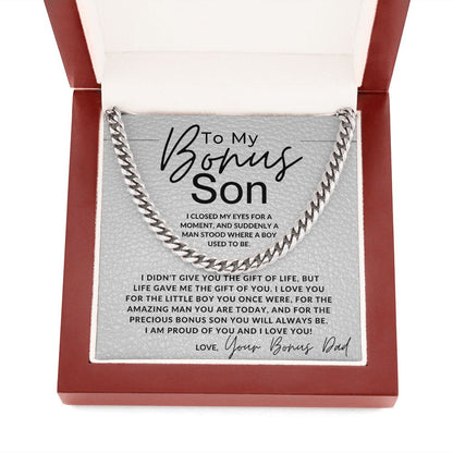 You Are An Amazing Man - To My Bonus Son (Gift From Bonus Dad) - Jewelry - Personalized Gift
