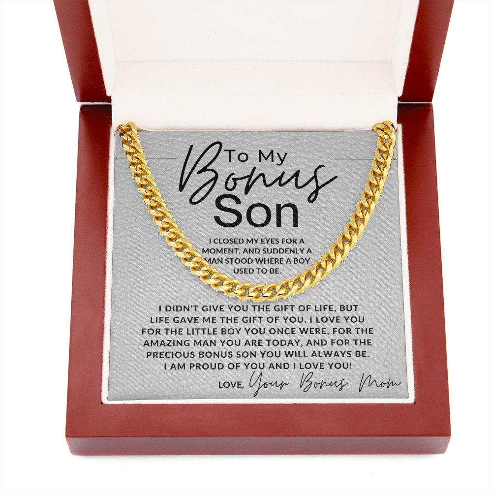 You Are An Amazing Man - To My Bonus Son (Gift From Bonus Mom) - Christmas Gifts, Birthday Present, Graduation, Valentine's Day - Jewelry - Personalized Gift
