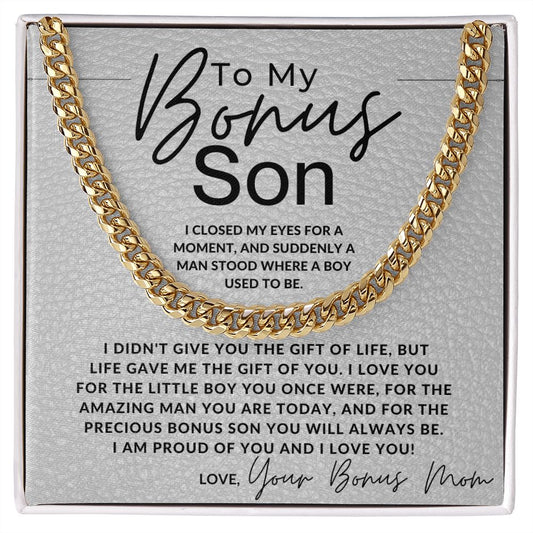 You Are An Amazing Man - To My Bonus Son (Gift From Bonus Mom) - Christmas Gifts, Birthday Present, Graduation, Valentine's Day - Jewelry - Personalized Gift